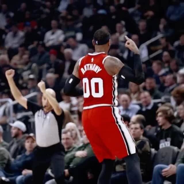カーメロ・アンソニーのインスタグラム：「Thanks For The Love Rip City!! #STAYME7O」