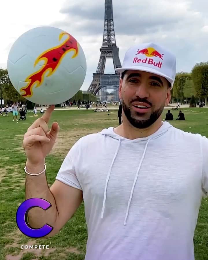 ショーン・ガルニエのインスタグラム：「WIN A CASH PRICE 🔥⚽️🤙🏻! 1. Download @compete_hq (🅱️ℹ️🅾️) 2. Enter the competition and try this challenge   #competeapp #famecashfun #AD」