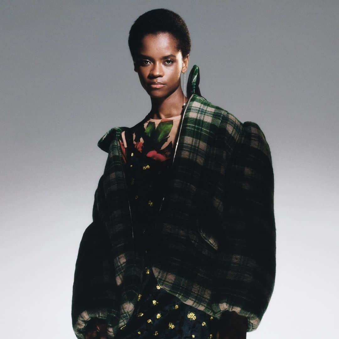 letitiawrightのインスタグラム：「Dazed x #smallaxe   📸 by @arnaudlajeunie」