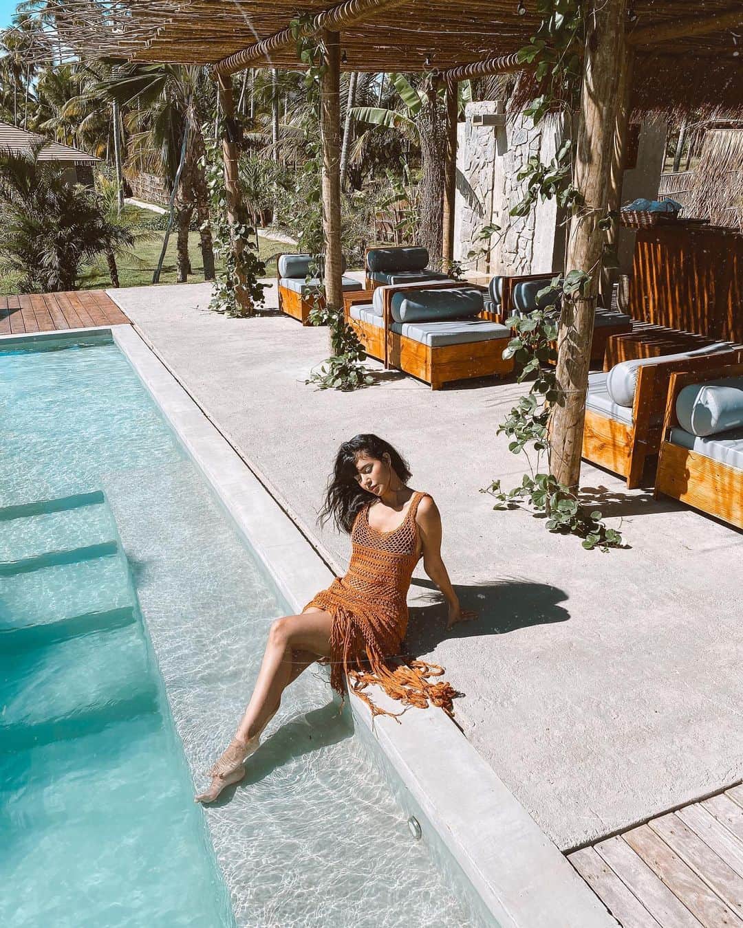 Gabriela Salesのインスタグラム：「Uó que lute pra tirar 100 fotos minhas a cada passo kkkk」