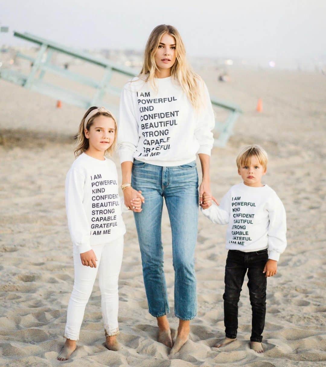 トリ・プラバーのインスタグラム：「Thank you for the reminder @aninebing... during this time more than ever, let’s try to keep our spirits high and honor ourselves. Self love is really the greatest gift of them all! 🤍」
