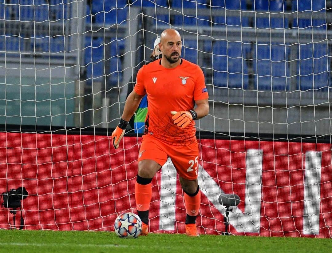 ホセ・マヌエル・レイナさんのインスタグラム写真 - (ホセ・マヌエル・レイナInstagram)「Un altro passo importante verso l’obiettivo!! 👊🏼⚽️ Andiamo @official_sslazio!! 🦅🔵 #UCL #CMonEagles」11月25日 7時59分 - preinaofficial