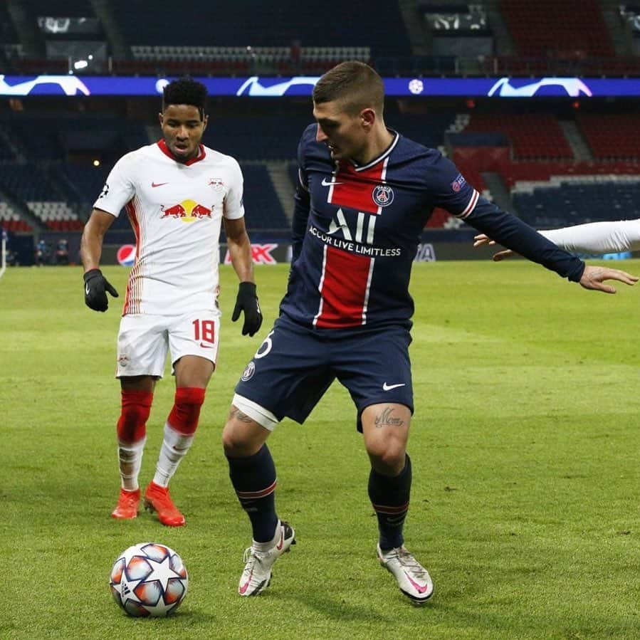 マルコ・ヴェッラッティのインスタグラム：「Quel bonheur de retrouver le terrain 🔴🔵 bravo les gars c’était un match difficile mais ce soir c’était très important de gagner 👊 @psg」