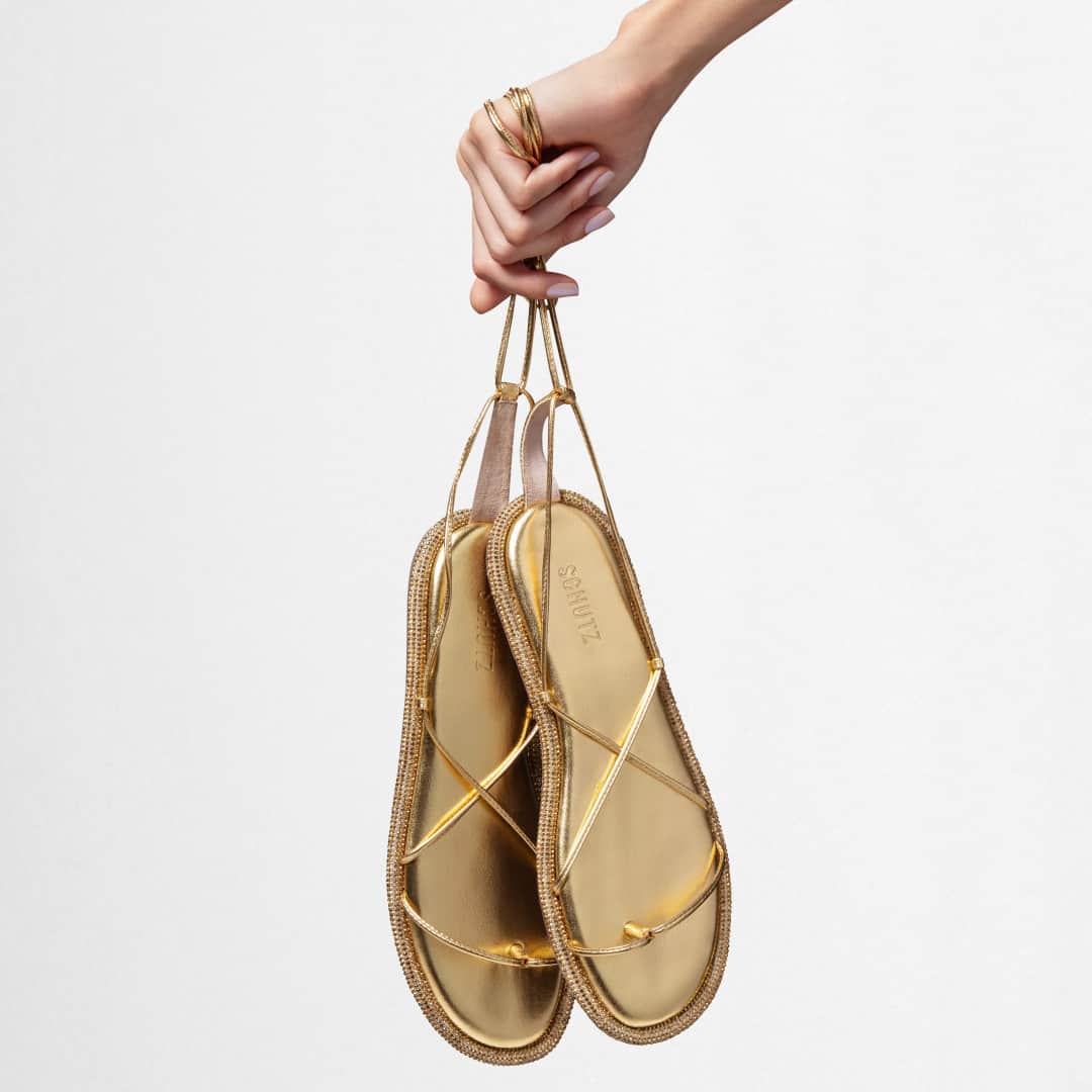 Schutzのインスタグラム：「SCHUTZ GOLDEN HOUR ❤️ #schutzglam」