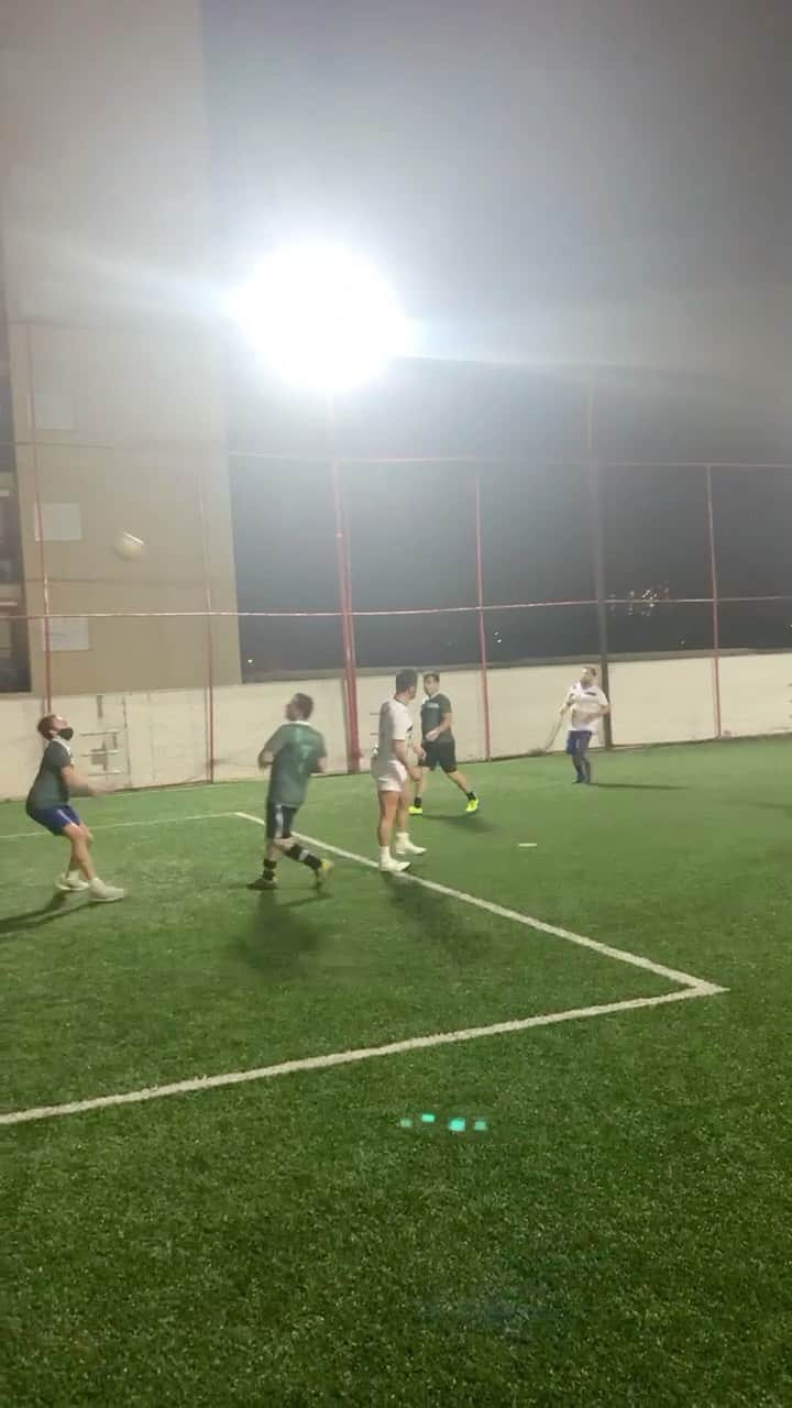 アレッサンドロ・ローザ・ヴィエイラのインスタグラム：「Parece que foi gol, eu não vi 🤷🏻‍♂️  Passe @adonias   Evento @sorocap」