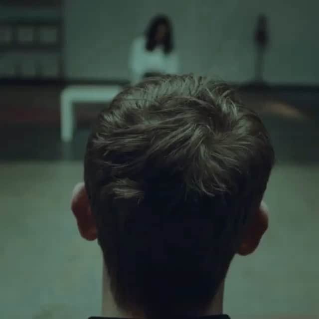 のインスタグラム：「Couldn’t be prouder. The film speaks for itself. It is now, it is the present. February 5, 2021. Based off the short story by @ajagabel directed by @chadhartigan screenplay by @mattsontomlin shot by @seanmcelwee with @sokothecat #oliviacooke #jackoconnel #Repost @mattsontomlin ・・・ How can you build a future if you have to keep rebuilding the past?  Little Fish coming February 5.  Unreservedly proud of this one.  Full trailer linked in my profile」