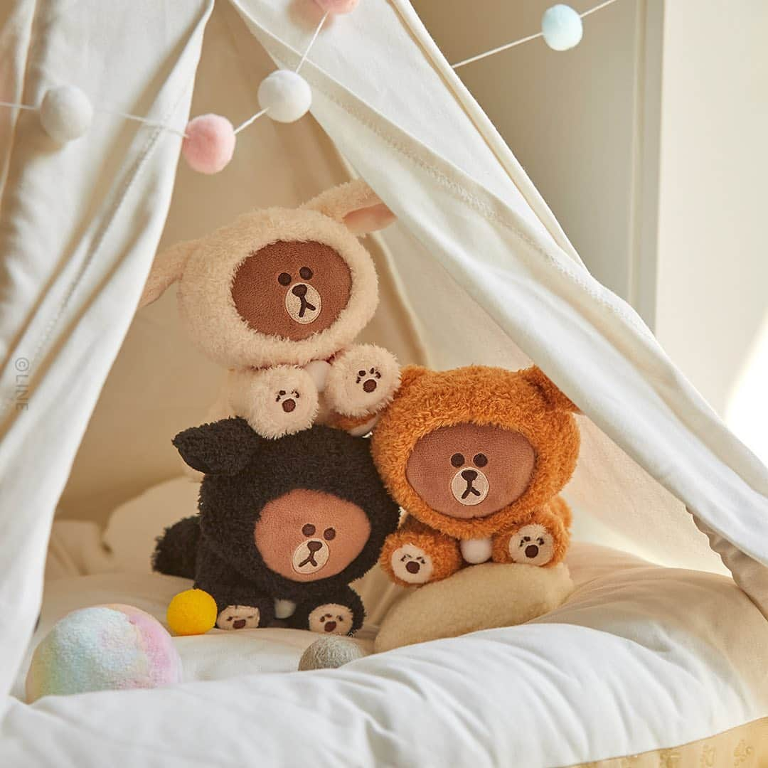 LINE FRIENDSさんのインスタグラム写真 - (LINE FRIENDSInstagram)「Yes. We're open! 🤩 The new LINE FRIENDS COLLECTION is finally here. 🎉 ⠀ Come check out the exciting promos and products while they last. ⠀ EVENT 1. Hide and Seek Find hidden coupons in the product description page. Don’t miss your chance to get up to 70% off! ⠀ EVENT 2. LINE FRIENDS’ Holiday Magic Add gift items to your shopping cart for your loved ones. Santa might arrive early this year. ⠀ Check it out > Link in bio ⠀ #LINEFRIENDS #LINEFRIENDSCOLLECTION #NEWCOLLECTION #New #Event #Promotion #HolidayGift」11月25日 10時33分 - linefriends