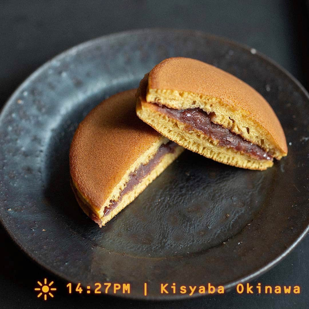 HereNowさんのインスタグラム写真 - (HereNowInstagram)「Dorayaki with brown sugar is a must. A Japanese sweets shop in Okinawa  📍：YOYO AN FACTORY（Okinawa）  "Actually, there aren't many "Japanese sweets shops" in Okinawa. I'm like the Okinawa-ingenuity in here, such as using brown sugar, but the best thing about this place is that you can eat freshly made sweets." Editor, Masayuki Sesoko @sesokomasayuki   #herenow #herenowokinawa #yummy #foodie #foodies #foodphotography #icecream #foodstagram #foodography #foodblogger #foodforthought #foodforfoodies #delicious #tasty #delish #foodblog #foodporn #sweets #Okinawa #instajapan #japantour #explorejapan #沖縄 #沖縄観光 #沖縄旅行 #오키나와 #오키나와여행 #일본여행 #日本旅遊」11月25日 11時18分 - herenowcity