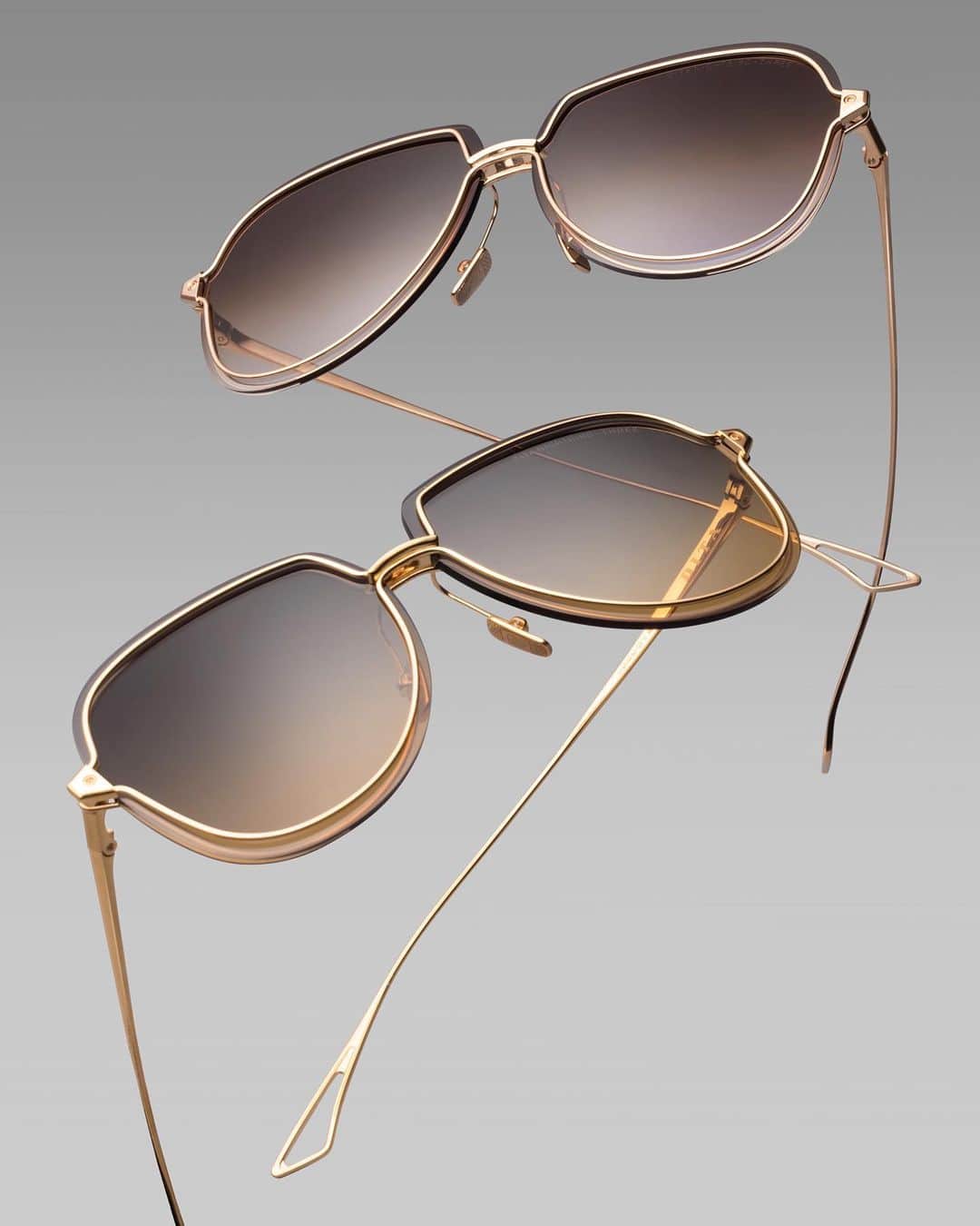ディタのインスタグラム：「The Nightbird-Series dual-frame construction gently cradles the lens between thin titanium wire, creating a distinct design language for the entire series. Nightbird-Three elevates the classic aviator shape, while staying flexible and strong.   #DITA #DITAeyewear #DITAnightbird  #DITAsunglasses」