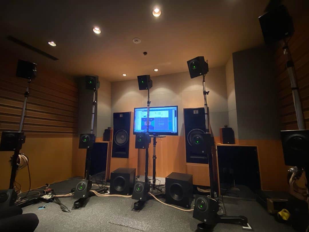 本間昭光さんのインスタグラム写真 - (本間昭光Instagram)「乃木坂ソニースタジオにて360 Reality Audioの試聴。 可能性を感じる凄さでした。」11月11日 2時59分 - akimitsuhomma