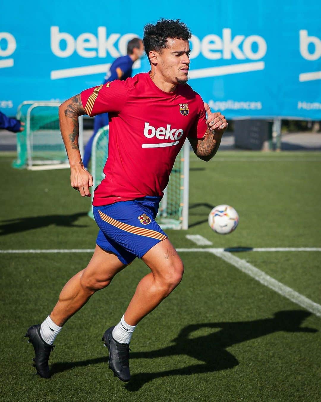 フィリペ コウチーニョさんのインスタグラム写真 フィリペ コウチーニョinstagram L O V E Gratidaoportervoces 5 11月17日 2時55分 Phil Coutinho