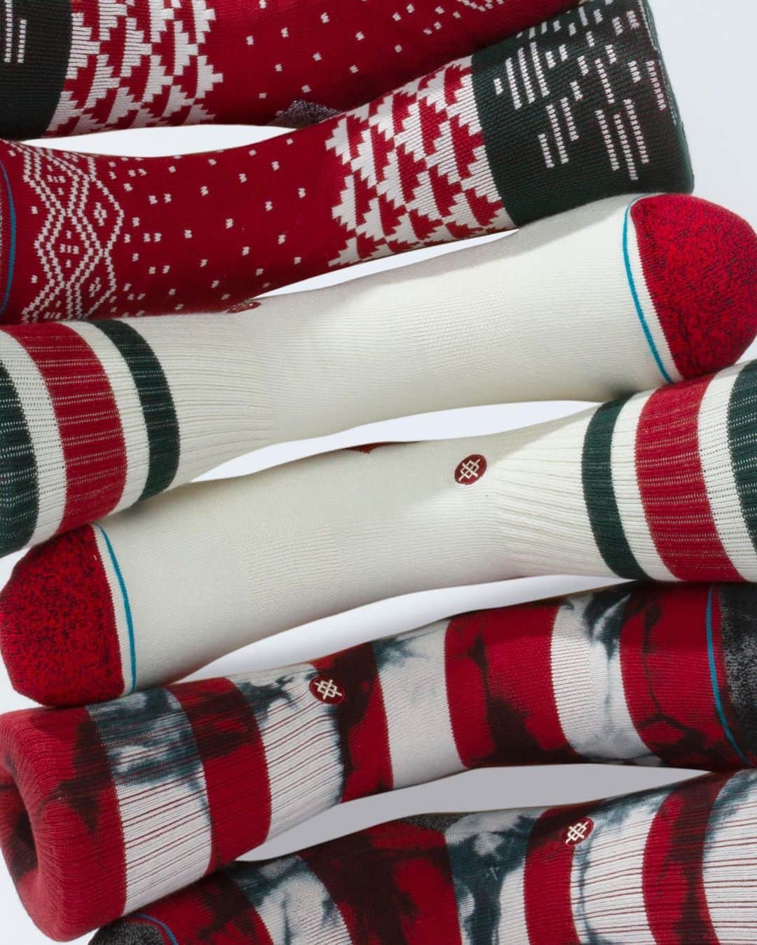 Stanceのインスタグラム：「🎄Season Fresh ❄️... Shop our NEW “stocker pack” and all holiday casual styles available now on Stance.com...」