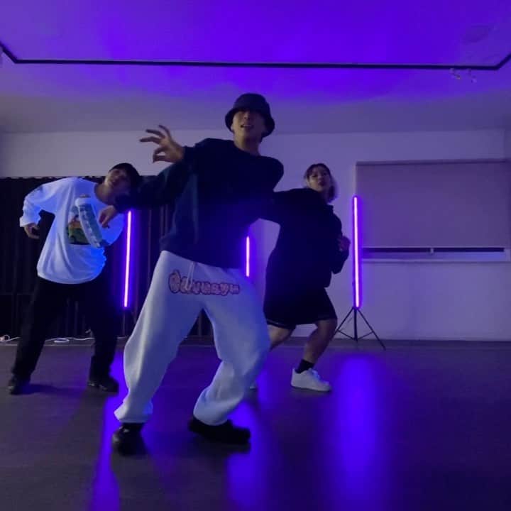 島雄壮大のインスタグラム：「👑Change🔥  👕@goodnight5tore  w/ @sorane0119 @sickknon.__」