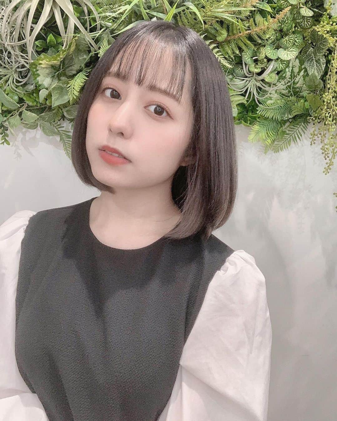 前田美里のインスタグラム：「暗めアッシュ。 . . #美容院 #サロン #ヘアースタイル #水素トリートメント #水素抗酸化トリートメント #トリートメント #美容室 #シャンプー #サラサラヘアー #カラー  #サロンモデル #ヘアーカラー #ボブ #ヘアーアレンジ #hairstyle #haircolor #treatment #follow #followme #좋아요 #팔로우미 #팔로미 #오오티디」