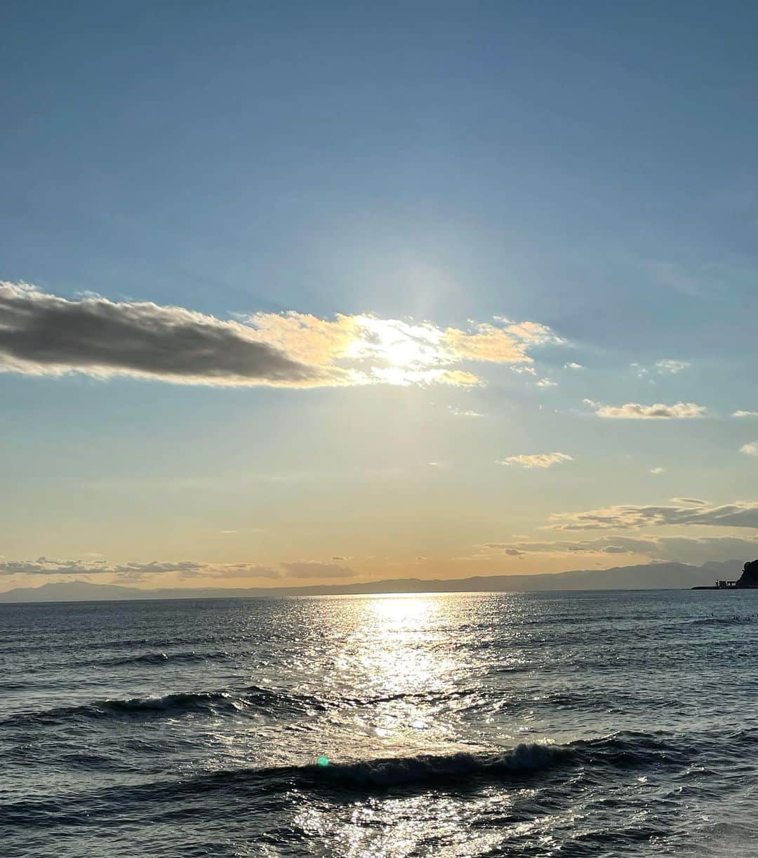 前沢海友さんのインスタグラム写真 - (前沢海友Instagram)「ㅤㅤㅤㅤㅤㅤㅤㅤㅤㅤㅤㅤㅤ 海に癒されたー本当すきー 私の名前には海が入っていて「海友」なんだけど 自分の名前がどんどん好きになっていく♡ ㅤㅤㅤㅤㅤㅤㅤㅤㅤㅤㅤㅤㅤ 沢山の癒しと沢山のパワー貰えて 色々考えれて、浄化できる大好きな場所 ㅤㅤㅤㅤㅤㅤㅤㅤㅤㅤㅤㅤㅤ」11月10日 20時03分 - maezawamiyu