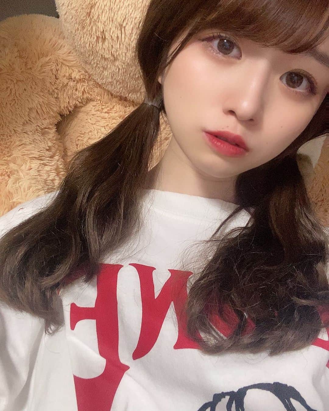 朴木優香里のインスタグラム：「クマを背景にしがちです。🧸」