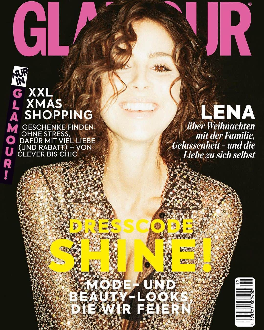 レナ・マイヤー＝ランドルートさんのインスタグラム写真 - (レナ・マイヤー＝ランドルートInstagram)「Juhuuuu  I’m on the cover of @glamourgermany magazine ☺️ Anzeige  In cooperation with @lorealparis   Pics by @peterkaaden Styling by @weekendwalther Makeup by @philippverheyen  Casting by @dominikwho」11月10日 21時25分 - lenameyerlandrut