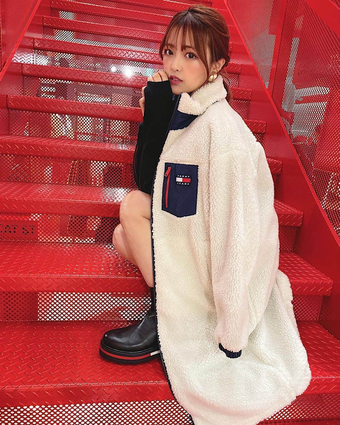 MaRuRi（まるりとりゅうが）さんのインスタグラム写真 - (MaRuRi（まるりとりゅうが）Instagram)「モコモコ#TommyJeansCatStreet  #tommyjeans」11月10日 21時26分 - maruridayo