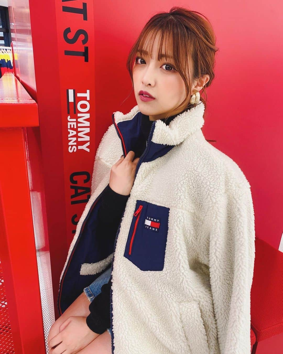 MaRuRi（まるりとりゅうが）さんのインスタグラム写真 - (MaRuRi（まるりとりゅうが）Instagram)「モコモコ#TommyJeansCatStreet  #tommyjeans」11月10日 21時26分 - maruridayo