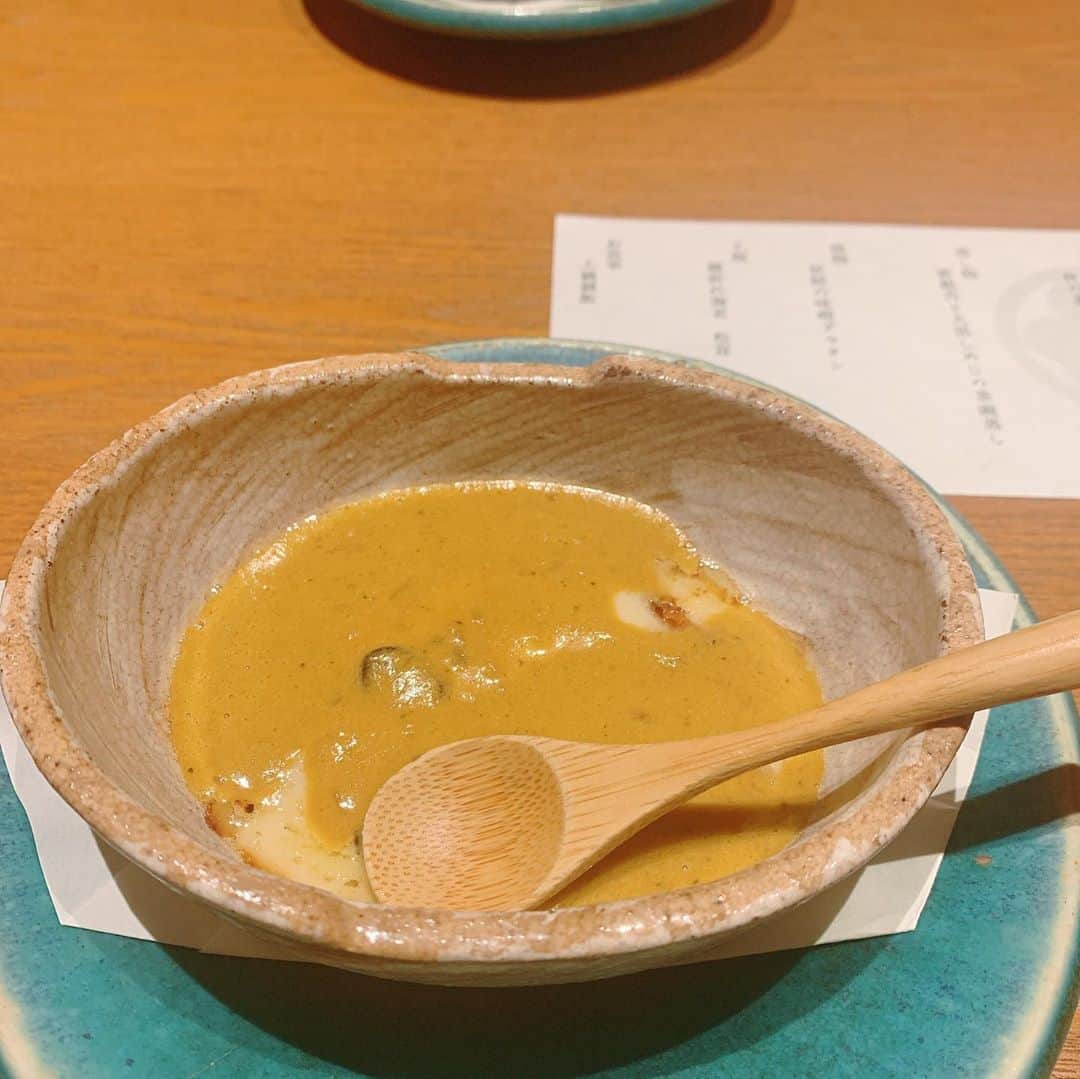 SPARAさんのインスタグラム写真 - (SPARAInstagram)「先月のくずし之助ディナー 焼栗豆腐みたらし餡 さつま芋といくらの飯蒸し 静岡牛ザブトンのカツレツ お造り 新銀杏と大黒しめじの茶碗蒸し 秋鮭の味噌グラタン 土瓶蒸し 新米と西京焼き シフォンケーキのデザートもいただきました♡♡♡ どれも絶品だけど最初の焼栗豆腐が美味しかった♡  @kuzushinosuke  #くずし之助  #浜松ディナー #亜子ログ」11月10日 21時31分 - spara_aco