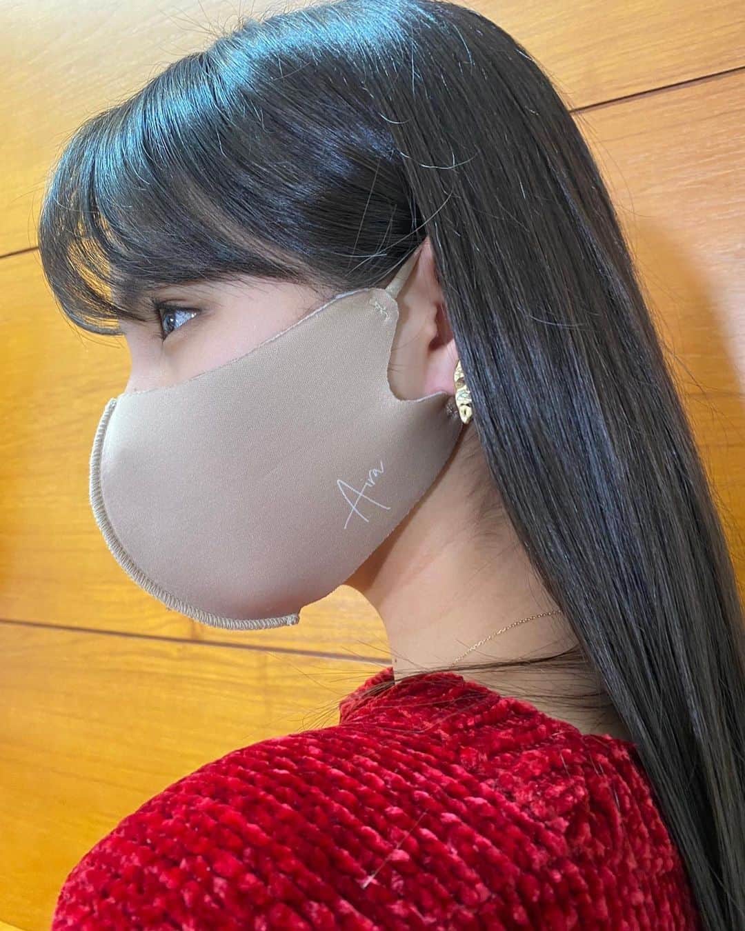 愛来さんのインスタグラム写真 - (愛来Instagram)「︎︎☁︎︎  "Dear you" Official Mask  つけた感じはこんな感じです😷🤎  はるえ商店にて11月12日(木)13時までです！ よかったらGETしてください☺️  #生誕グッズ #マスク」11月10日 21時50分 - amefurasshi_aira_official_