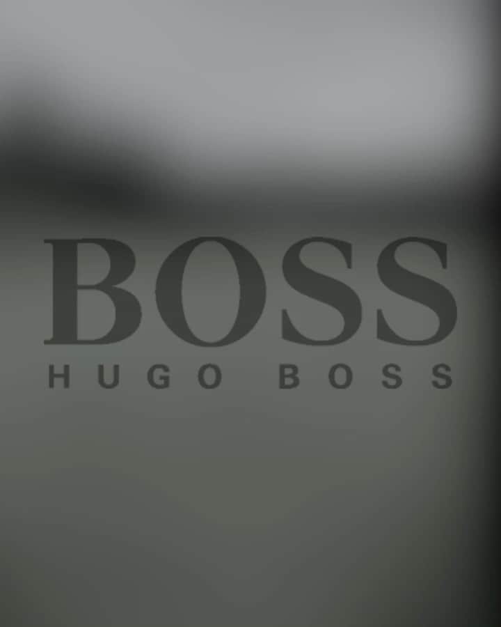 ヘンリク・ステンソンのインスタグラム：「The Masters in November, who would have thought...my jumper might be used more than previous years!!  This year will be 14 years since my 1st Masters appearance, and Hugo Boss have been on the whole journey with me! Let's hope for a good week!  @boss  #BOSSsports #ThisIsBOSS #sponsored   @themasters #TheMasters」