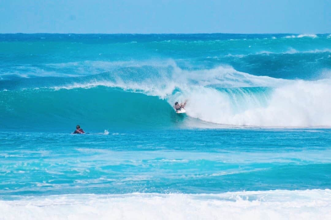 白波瀬海来さんのインスタグラム写真 - (白波瀬海来Instagram)「. また行きたい場所😇💙 #hawaii #bodyboard」11月10日 22時23分 - kyra.97