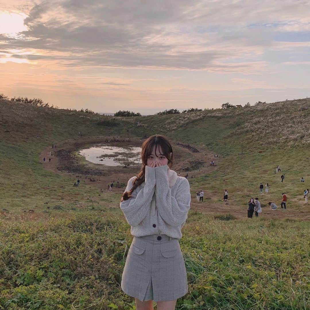 ユンジュのインスタグラム：「그림 같던 제주 🏔」