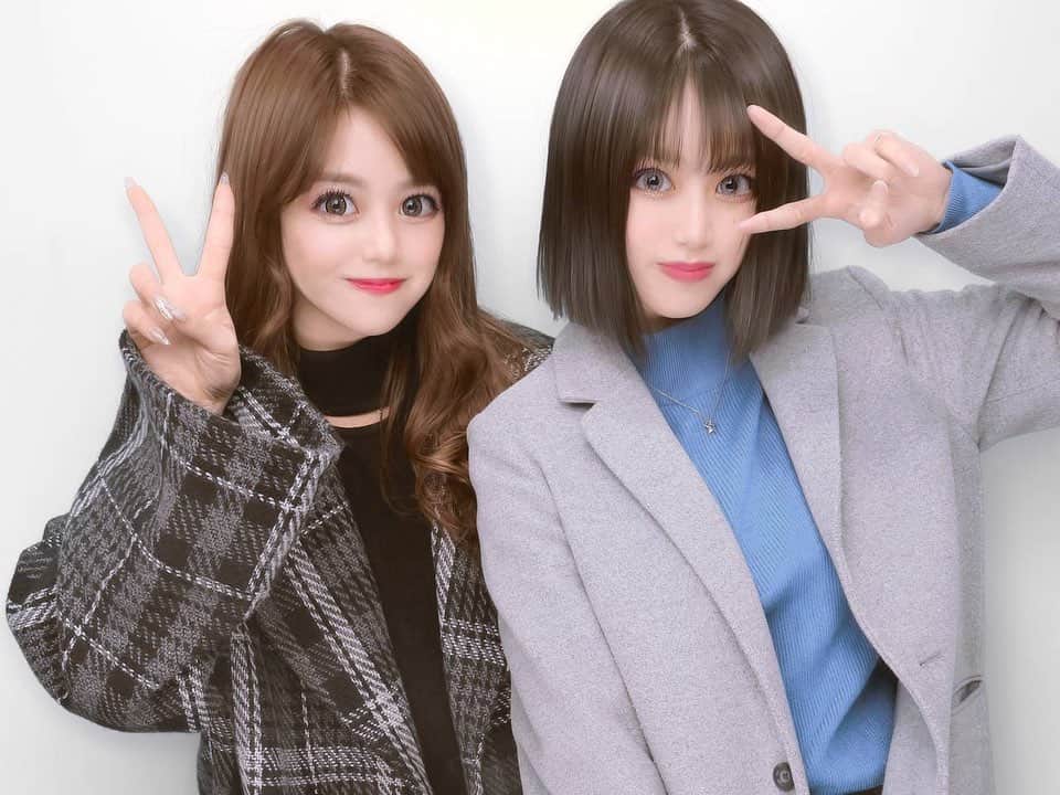 林優菜のインスタグラム：「. じゅり様🦋🦋 . . . #プリクラ #ぷりくら #ぷりんと倶楽部 #melulu #じゅり様」