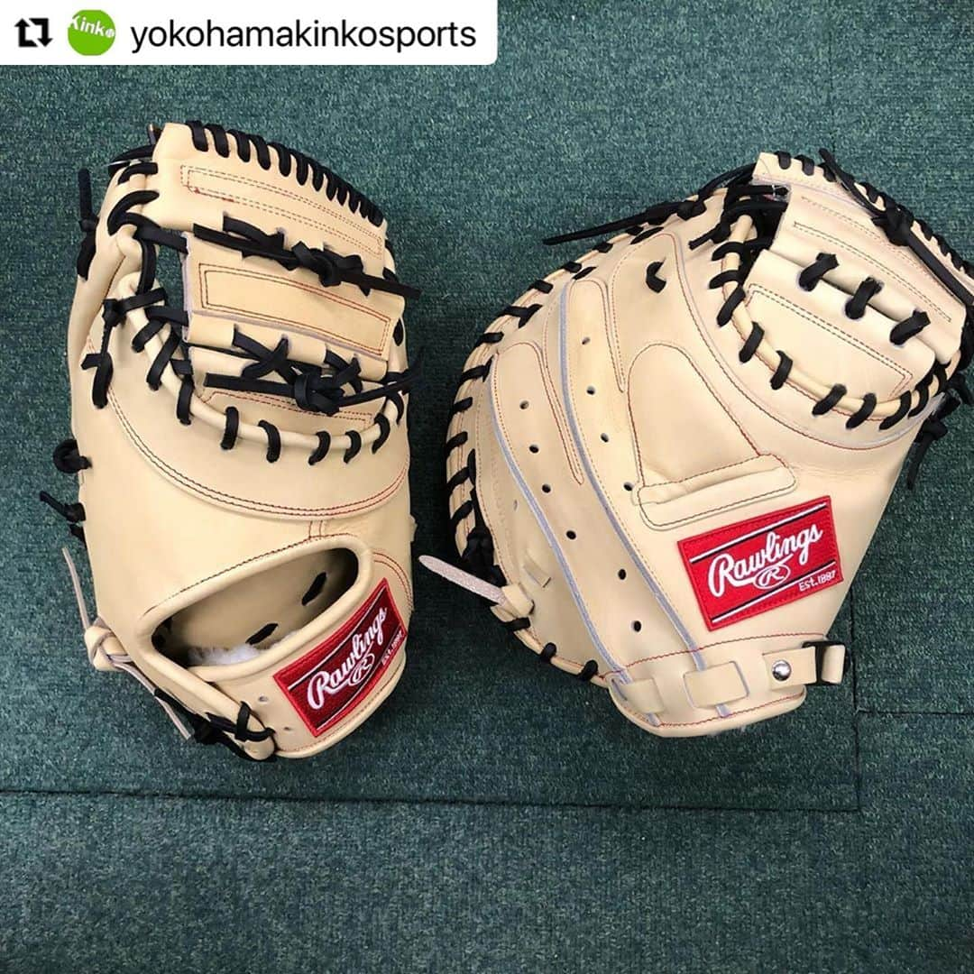 Rawlings Japanさんのインスタグラム写真 - (Rawlings JapanInstagram)「#Repost @yokohamakinkosports with @make_repost ・・・ 2021ローリングスRGGC店限定硬式グラブ・ミット入荷しました⚾️上段が軽さを追求しつつ、ポジションによって裏革や心材を変えたメイド・イン・ジャパンのHOHシリーズ❗️下段がしなやかさと強度を持ったキップレザーを使用し、握り方やグラブの型によって選ぶプロプリファードシリーズ‼️ #ローリングス #硬式グラブ #とりあえずもう帰宅していいですか？ @rawlings_japan_llc」11月10日 22時54分 - rawlings_japan_llc