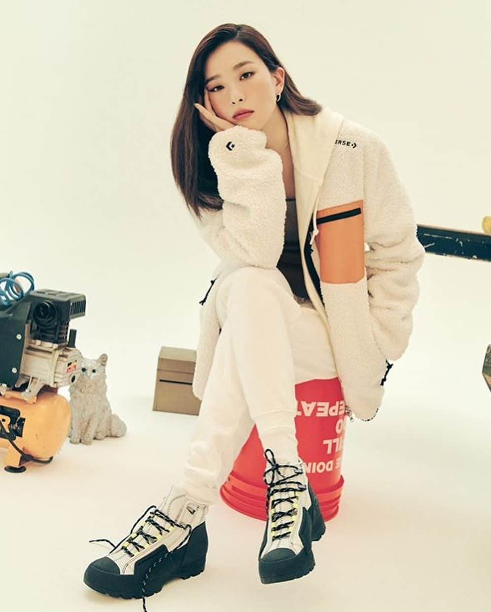 スルギさんのインスタグラム写真 - (スルギInstagram)「@hi_sseulgi x Converse」11月10日 22時54分 - kristiandawal29