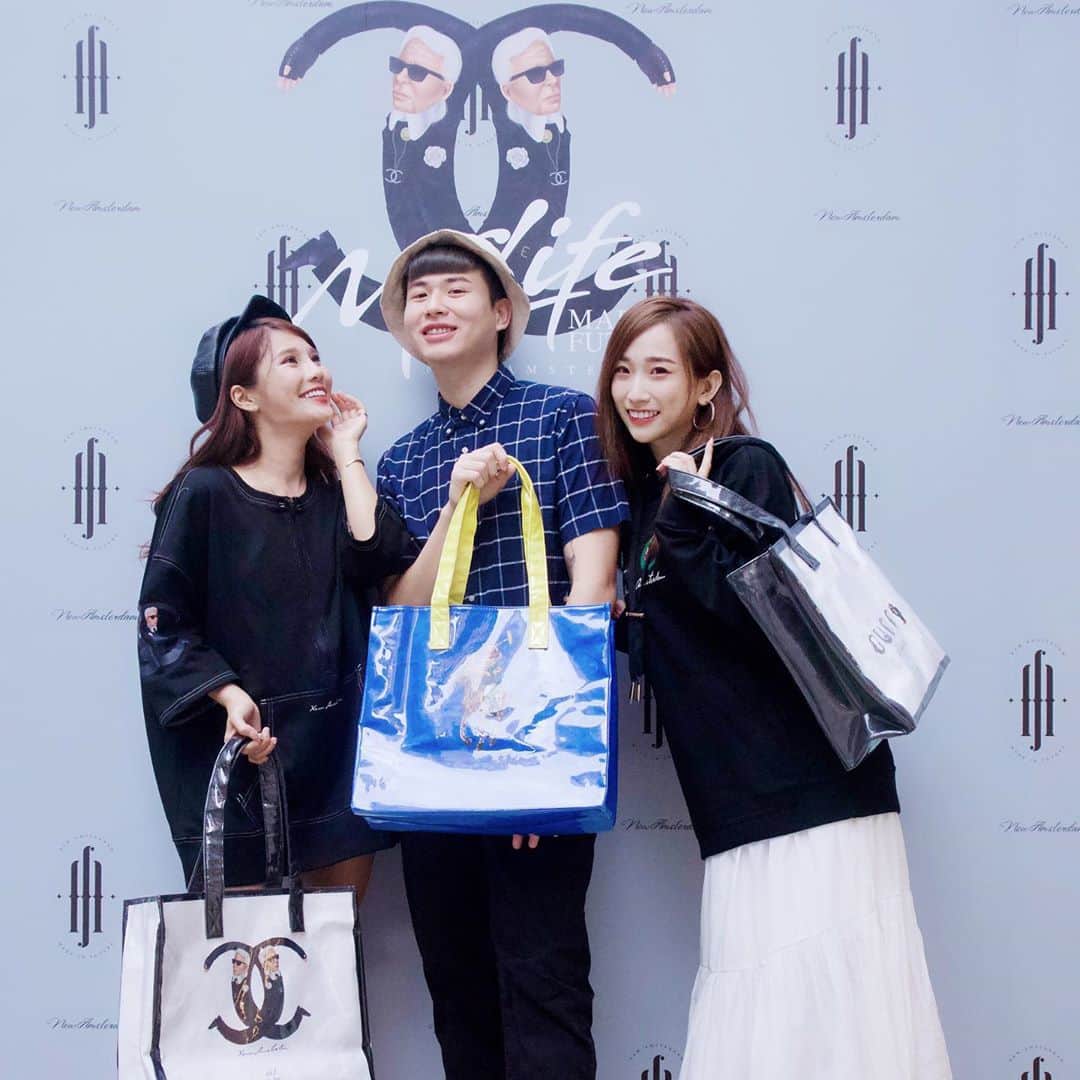 琳妲さんのインスタグラム写真 - (琳妲Instagram)「🕶️✨ 好喜歡 @mfxlife2020 的創意翻玩🧠 時尚本來就不只限於伸展台和高級櫥窗 而是緊繫著文化和觀點的傳達 期待今後持續為我們帶來驚喜💕 - MF新開幕的咖啡廳  可以逛街完拍完時尚照🕶 最後再來點下午茶 大推👍🏻雲朵蛋☁️🍳 綿密好吃又非常療癒😍  -  #mflife #mflife中山 #mfamsterdam#mflife2020 #mfbygcdcmalaysia #mfxlizuy 台北美食 #中山區美食#台北早午餐#台北咖啡廳」11月10日 23時07分 - linda831212