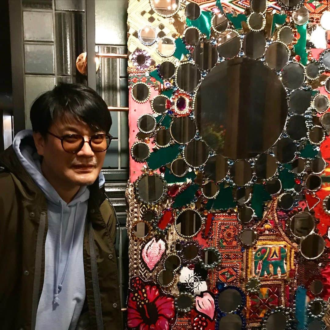 丸山敬太さんのインスタグラム写真 - (丸山敬太Instagram)「@kingtokyooo  KingちゃんのAce Hotelでの展示！  すごいエネルギーの波動 心躍る素晴らしい作品でした♪  今日はとても良い１日だったな。 京都ってやっぱりとても面白い。  #acehotelkyoto」11月10日 23時08分 - keitamaruyama