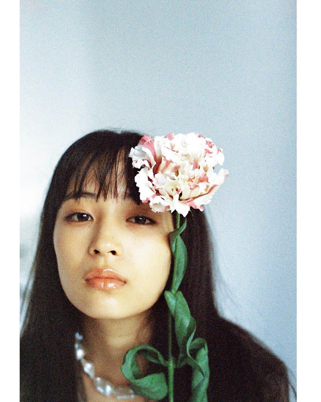 モーガン茉愛羅のインスタグラム：「2021年カレンダー　Suzu Hirose🦋」