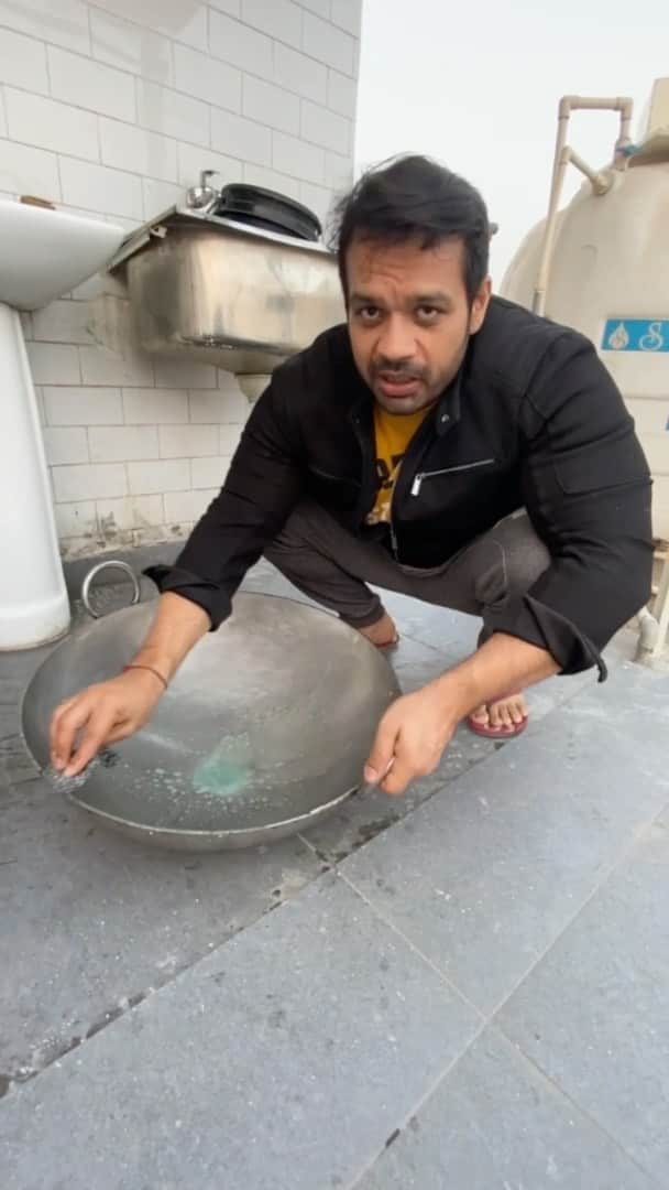 Gaurav Tanejaのインスタグラム：「Kya se kya ho Gaya !! #flying」