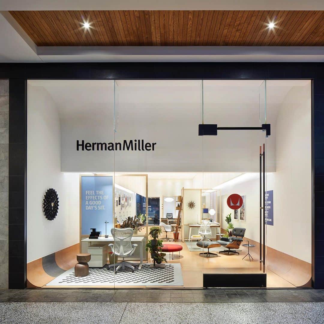 Herman Miller （ハーマンミラー）さんのインスタグラム写真 - (Herman Miller （ハーマンミラー）Instagram)「You’re invited to a one-of-a-kind seating experience. Visit our brand-new @westfieldcenturycity store to feel the difference of Herman Miller chairs firsthand. Need help from an ergonomic pro? Find your optimal posture and fit with our Performance Specialists.」11月11日 1時03分 - hermanmiller