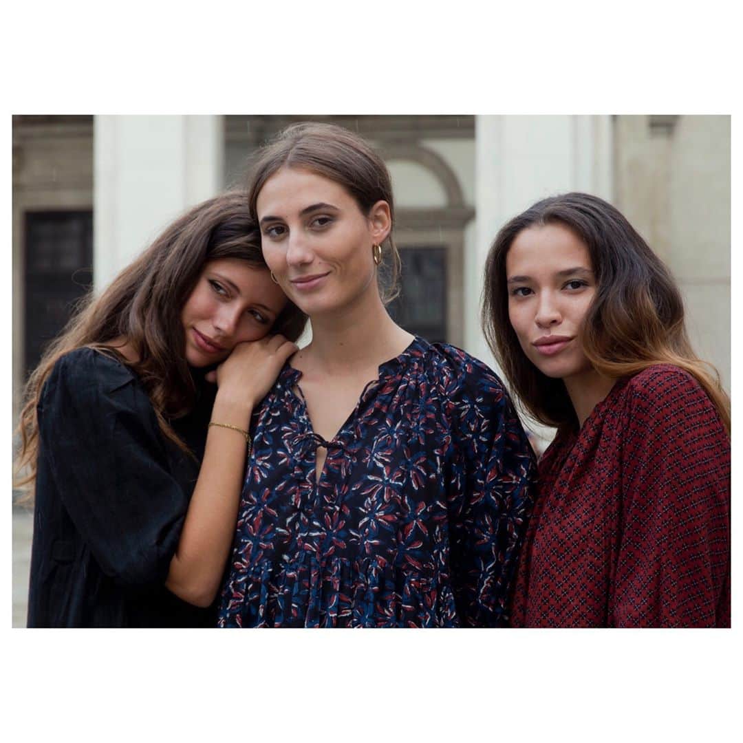 マッタのインスタグラム：「The coziness of fall is here and we have the perfect pieces for layering up this season 🍁🍂🍁 ✨seen here our Kenia Dress in Black, our Jaya Margherita Dress in Kala & our Bheeti Taara Dress in Madder. Shop online for more ~ link in bio」