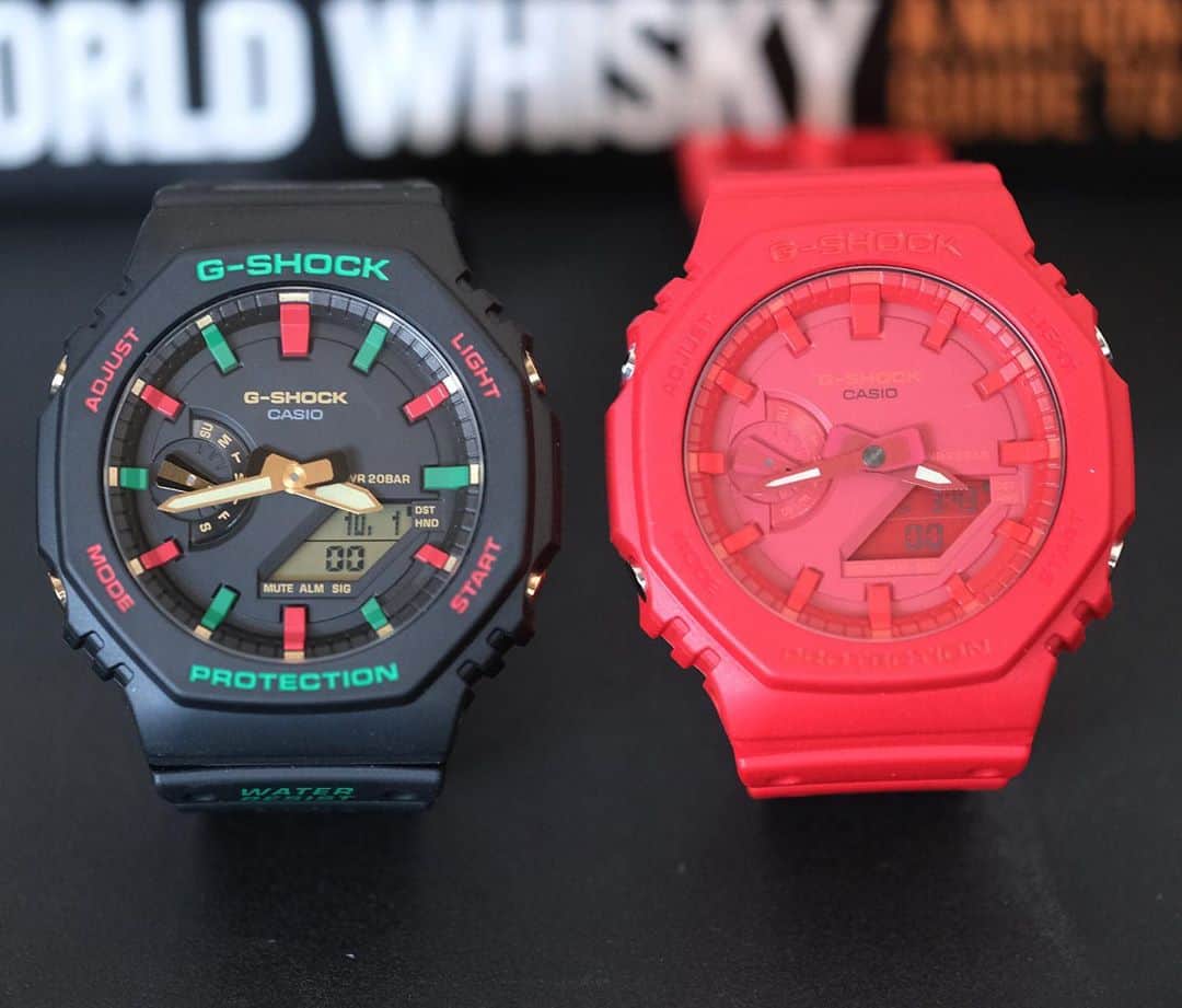 WATCHMANIAさんのインスタグラム写真 - (WATCHMANIAInstagram)「So, which one would you prefer? I could not decide and got both 🤷🏻‍♂️✨ @gshocktr  #gshock #gshocktr #watchmania」11月11日 1時24分 - watchmania