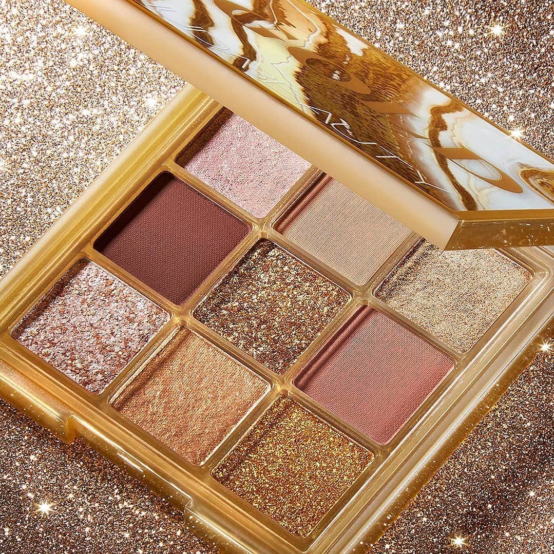 Huda Kattanさんのインスタグラム写真 - (Huda KattanInstagram)「repost @cultbeauty  Even more beautiful than you could have ever imagined? 💛 Coming very soon to Cult Beauty, this EXCLUSIVE @HUDABEAUTY Gold Obsessions Palette is the greatest #CultBrandofTheMonth gift we could wish for 🥇 Want to be the first to know when it launches? Follow the link in our bio to sign up to our waitlist! 🏆」11月11日 2時01分 - hudabeauty