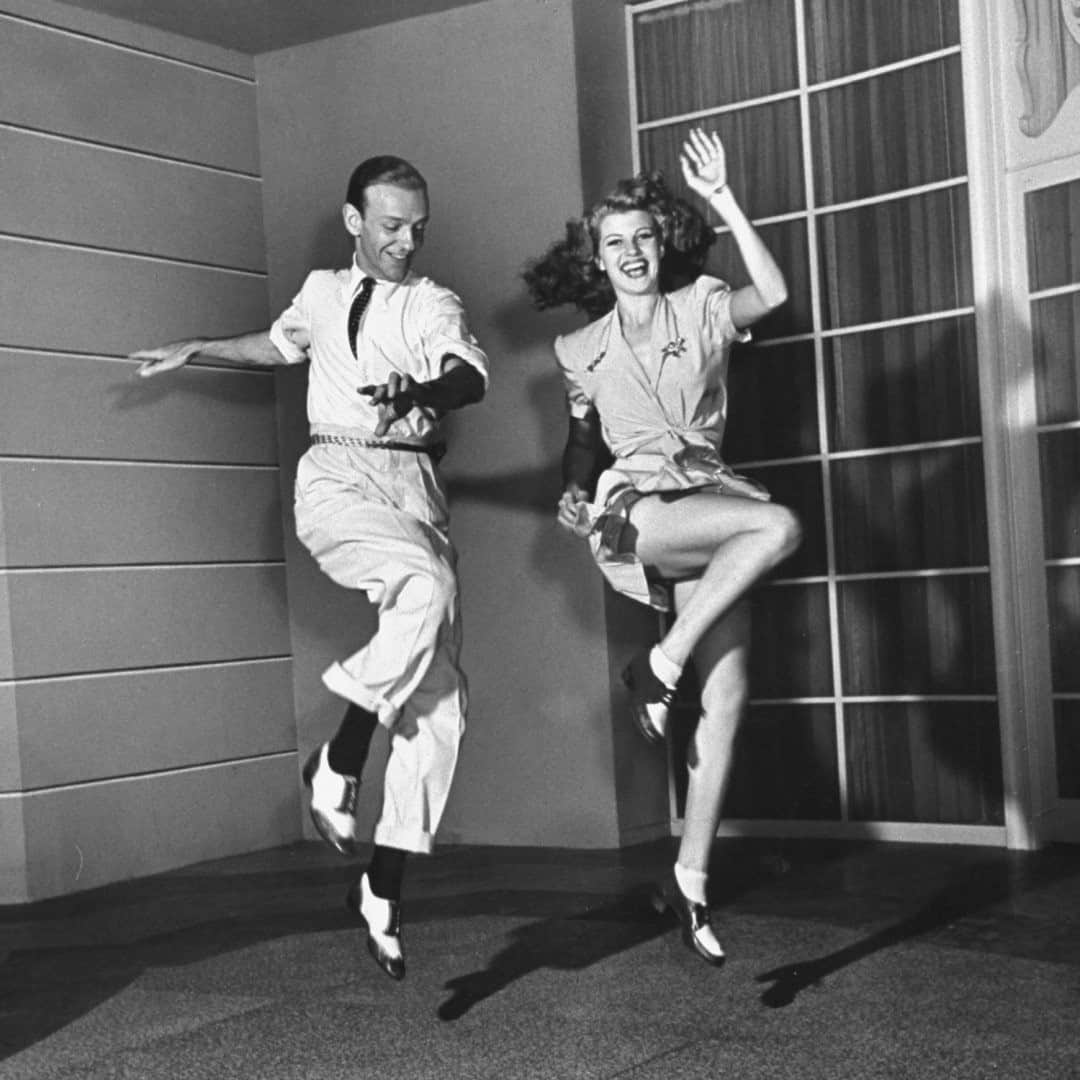 lifeのインスタグラム：「From the November 10, 1947 issue of LIFE: "'[Rita Hayworth] learned steps,' Fred Astaire commented later, 'faster than anyone I'd ever known. I'd show her a routine before lunch. She'd be back right after lunch and have it down to perfection. She apparently figured it out in her mind while eating.'" Here's Hayworth and Astaire rehearsing for the film 'You Were Never Lovelier.'  To see more photos of the iconic actress and dancer Rita Hayworth—born Margarita Carmen Cansino in Brooklyn in 1918—tap the link in bio. (John Florea, 1941/LIFE Picture Collection)  #ritahayworth #fredastaire #1940sfashion #LIFElegends #dancingpartner #jumping」