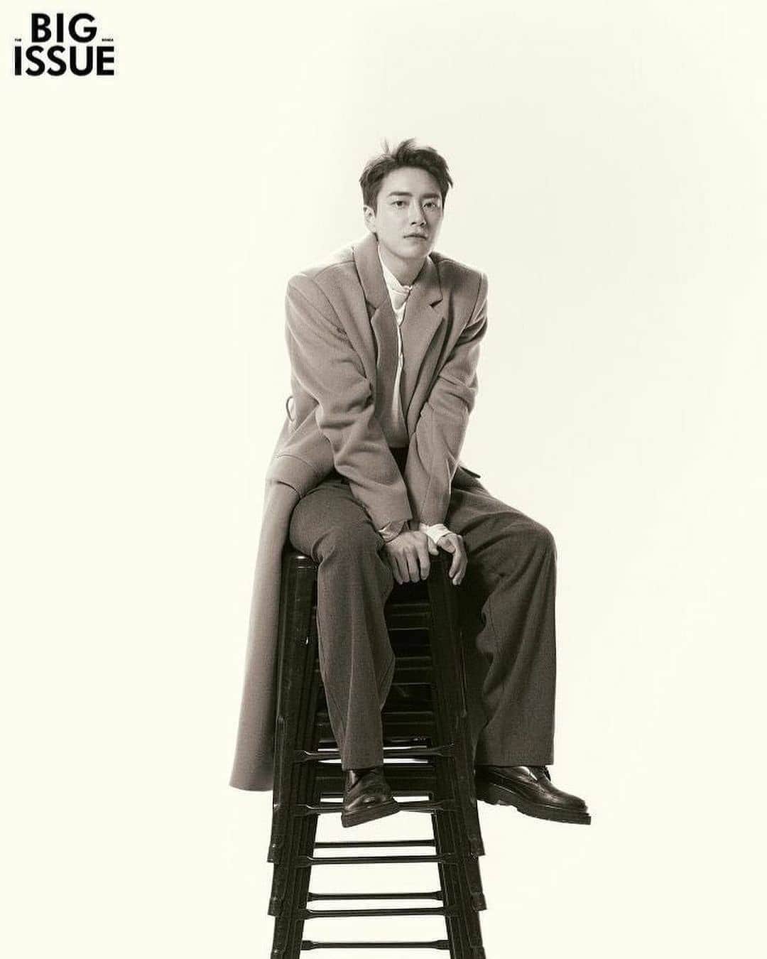イ・ジュニョクのインスタグラム：「Lee Jun Hyuk for Big Issue - Talent donation 2020 #이준혁 #leejunhyuk #leejoonhyuk #bigissuekorea #acefactory」