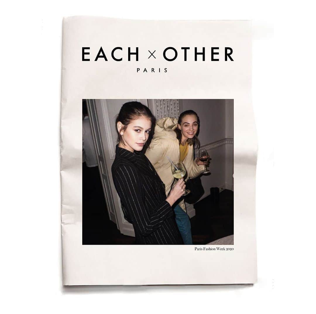 イーチ x アザーのインスタグラム：「@kaiagerber wearing our Classic Blazer. #eachxother」