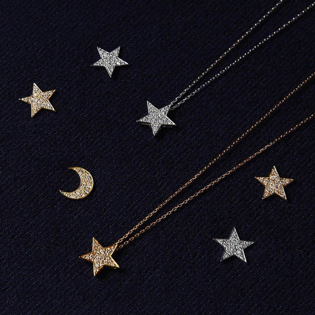 のインスタグラム：「夜空に浮かぶ星と月をモチーフにダイヤモンドがあしらわれた＜ジョア ドゥ トリート＞の片耳ピアス・ネックレス。モチーフや素材を組み合わせて、自分だけのスタイルをお楽しみいただけます。銀座本店・神戸店・福岡店にてお求めいただけます。 #joiedetreat #jewelry #earring #necklace #ジョアドゥトリート #ピアス #ネックレス #星モチーフ #月モチーフ #barneysnewyork #barneysjapan #バーニーズニューヨーク」