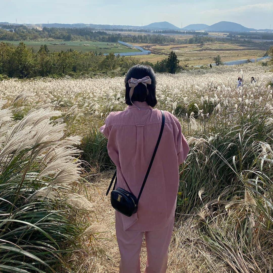 などちゃん（이선형／イソンヒョン）さんのインスタグラム写真 - (などちゃん（이선형／イソンヒョン）Instagram)「깔맞춤을 사랑하는 편🎀💖👚👛🐙🌸」11月11日 13時00分 - nado_odo