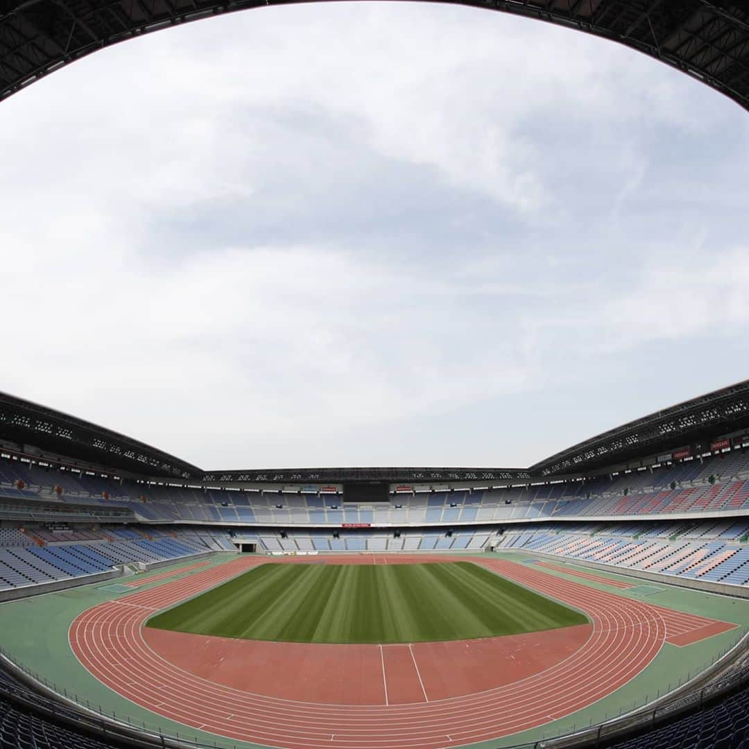 2020年東京オリンピックさんのインスタグラム写真 - (2020年東京オリンピックInstagram)「It's #FootballDay ⚽ in Japan! 🇯🇵  To celebrate, take a glimpse inside all the incredible venues that will host football next year at #Tokyo2020. 🏟️  ✅Tokyo Stadium ✅Olympic Stadium ✅International Stadium Yokohama ✅Saitama Stadium ✅Sapporo Dome ✅Ibaraki Kashima Stadium ✅Miyagi Stadium  #UnitedByEmotion 🌏 11/11 @olympics @fifaworldcup  📸 Photo by Tokyo 2020 / Shugo TAKEMI 📸Photo by Tokyo 2020 / Uta MUKUO 📸(C)Miyagi Sport Association 📸ⓒSAPPORO DOME Co.,Ltd」11月11日 13時13分 - tokyo2020