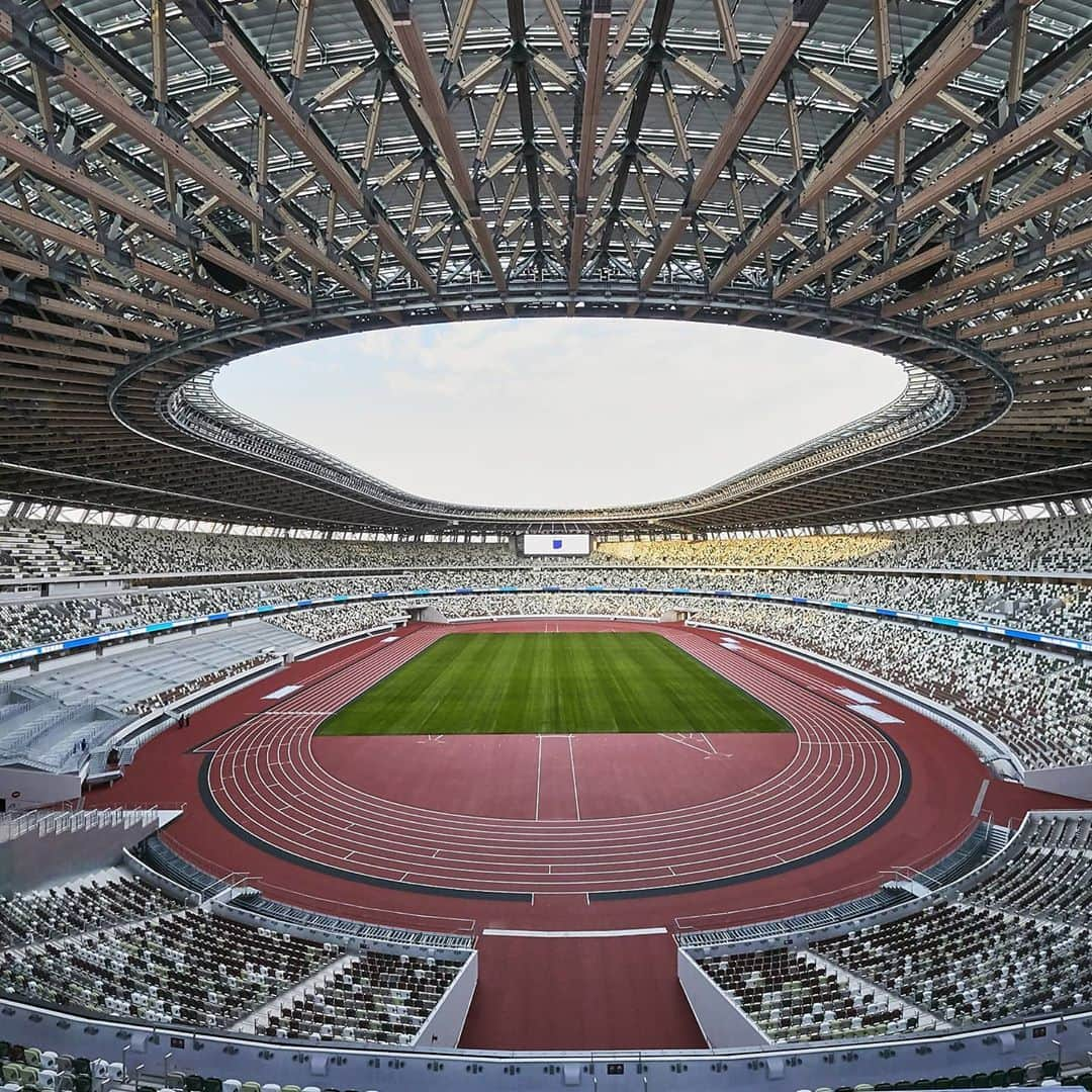 2020年東京オリンピックさんのインスタグラム写真 - (2020年東京オリンピックInstagram)「It's #FootballDay ⚽ in Japan! 🇯🇵  To celebrate, take a glimpse inside all the incredible venues that will host football next year at #Tokyo2020. 🏟️  ✅Tokyo Stadium ✅Olympic Stadium ✅International Stadium Yokohama ✅Saitama Stadium ✅Sapporo Dome ✅Ibaraki Kashima Stadium ✅Miyagi Stadium  #UnitedByEmotion 🌏 11/11 @olympics @fifaworldcup  📸 Photo by Tokyo 2020 / Shugo TAKEMI 📸Photo by Tokyo 2020 / Uta MUKUO 📸(C)Miyagi Sport Association 📸ⓒSAPPORO DOME Co.,Ltd」11月11日 13時13分 - tokyo2020