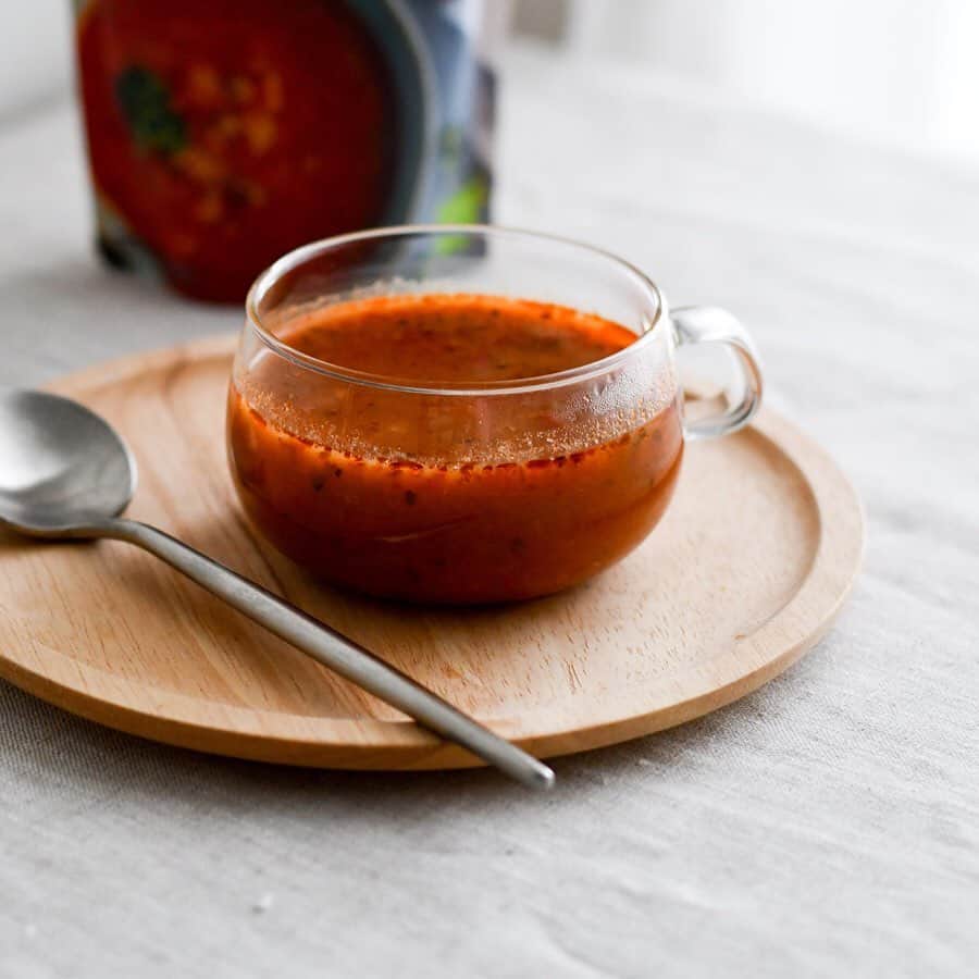 BIO-RAL靭店さんのインスタグラム写真 - (BIO-RAL靭店Instagram)「・  「AUGA オーガニックミネストローネ　400g」  あったかいスープでホッとしたい季節です＾＾  ９種類の有機野菜が一度に摂れる旨味の詰まったスープ！ スパイスの香りが引き立つ濃厚な味わいです。  1パックで、マグカップ2杯分！なので男性にも満足していただけるボリュームです★  添加物不使用で野菜の優しい甘みがたっぷり感じられる美味しいスープです♫  #ビオラル #bioral #bio-ral #ビオラル靭店 #スーパーライフ #ライフコーポレーション #阿波座 #靭公園 #ライフ #ナチュラルスーパーマーケット #ナチュラルマーケット #ムソー #auga #bio #organic #有機 #有機野菜のスープ #オーガニックミネストローネ #minestrone #organicminestrone #organicsoup #美味しいスープ #野菜スープ」11月11日 13時19分 - bioral_west