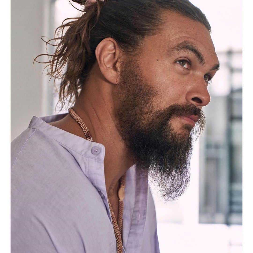 Warner Bros. Picturesさんのインスタグラム写真 - (Warner Bros. PicturesInstagram)「Repost from @instylemagazine: Just a little Jason Momoa in a lot of pink to take the edge off 🥰 The actor discusses his new movie @dunemovie, masculinity, and more. #jasonmomoa Photographed by @carterbedloesmith Story by: @mrchrisbagley Styled by @jeanneyangstyle Grooming by @glennnutley」11月11日 4時50分 - wbpictures