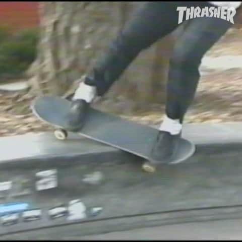 スラッシャーのインスタグラム：「🛹 @leo_baker ripping in @glue_skateboards SMUT video 📼 Now playing on ThrasherMagazine.com 📡」