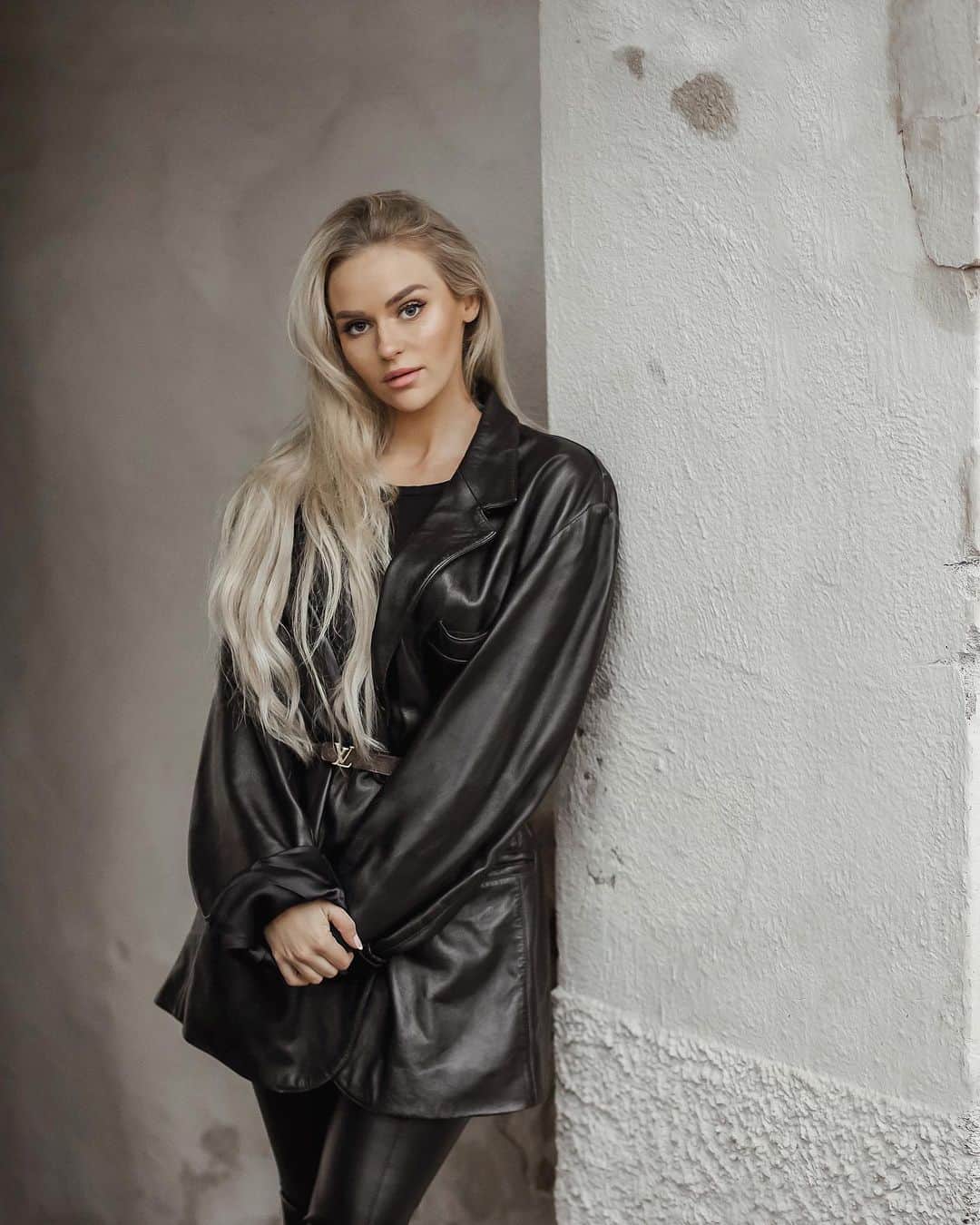 Anna Nyströmのインスタグラム：「🖤」
